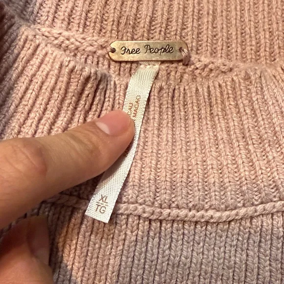 Free People Pink Easy Street Cropped Sweater Size XL - Picture 4 of 5
